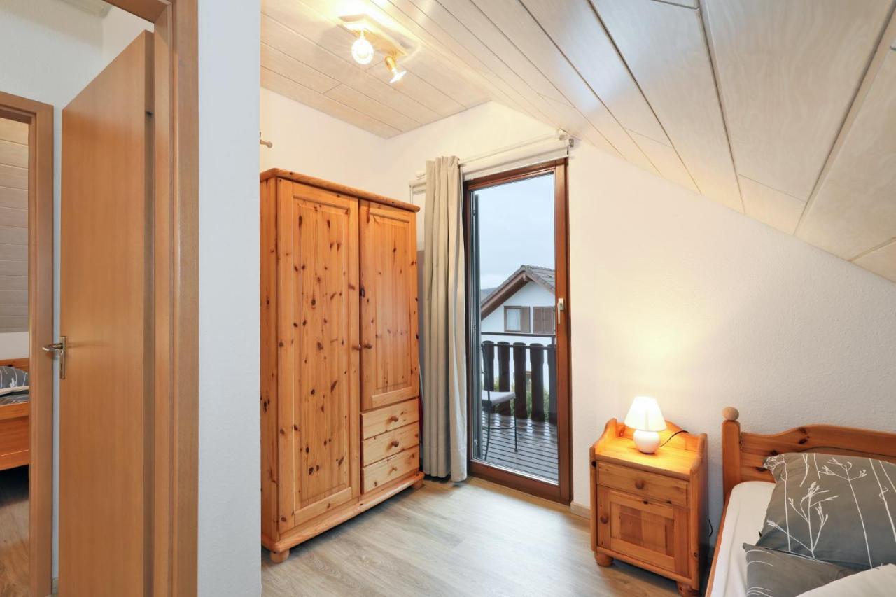Seepark Kirchheim Ferienhaus Bei Diane Mit Sauna Bagian luar foto